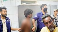 ছুরিকাঘাতে বৃদ্ধাকে খুন