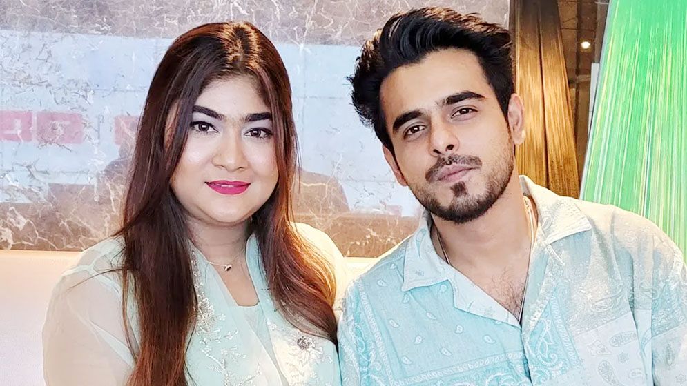 সিনেমায় আসা নিয়ে যা বললেন সিয়ামপত্নী