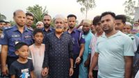 হাতকড়া পরে বোনের জানাজায় আ.লীগ নেতা