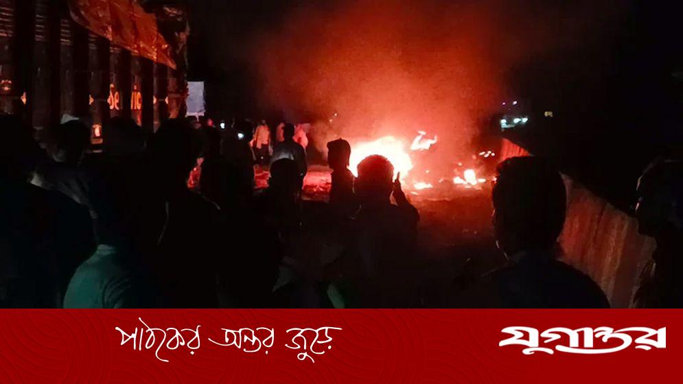 ভারতের উত্তর প্রদেশে একাধিক ট্রাক-গাড়ির সংঘর্ষে নিহত ১১