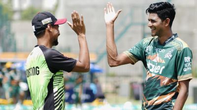 কেন মোস্তাফিজ ও নাহিদের এনওসি বাতিল করল বিসিবি