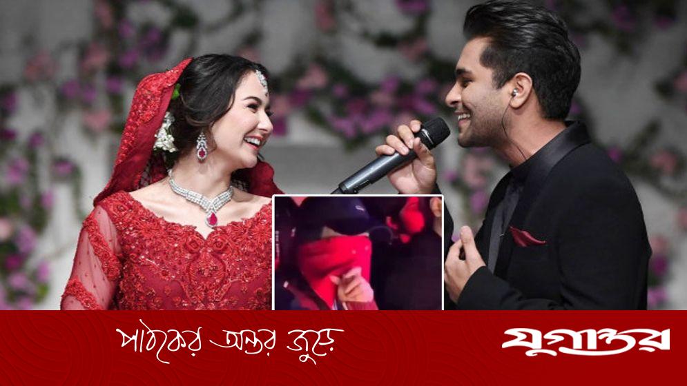 মুখ ঢেকে প্রেমিকের কনসার্টে হানিয়া, ভক্তরা চিনে ফেললেন