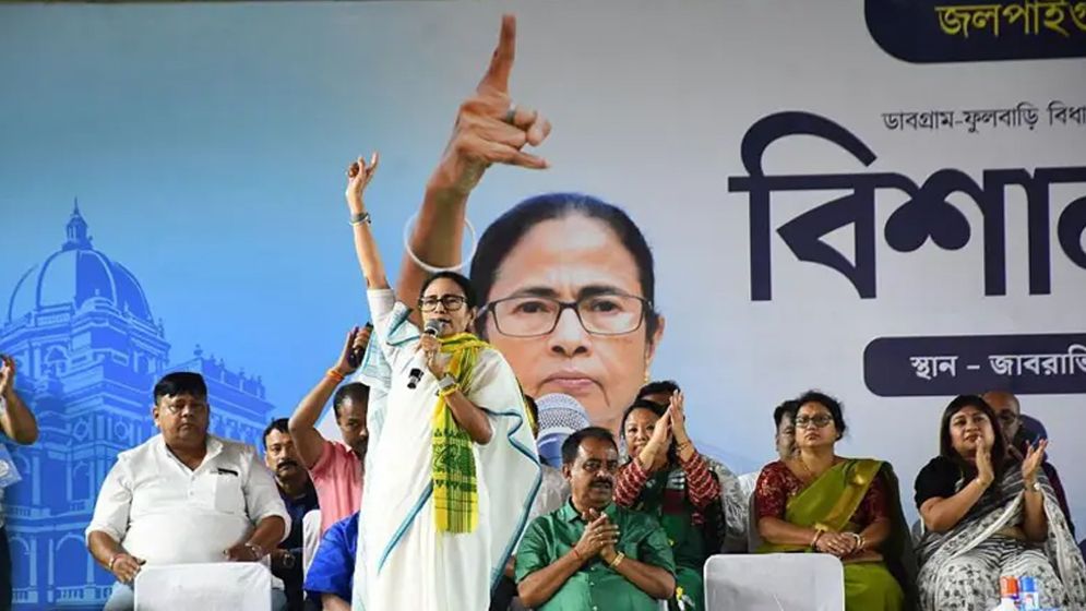 দ্বিতীয় দফার আগে প্রচারণায় জমজমাট পশ্চিমবঙ্গ, মুখোমুখি হেভিওয়েটরা