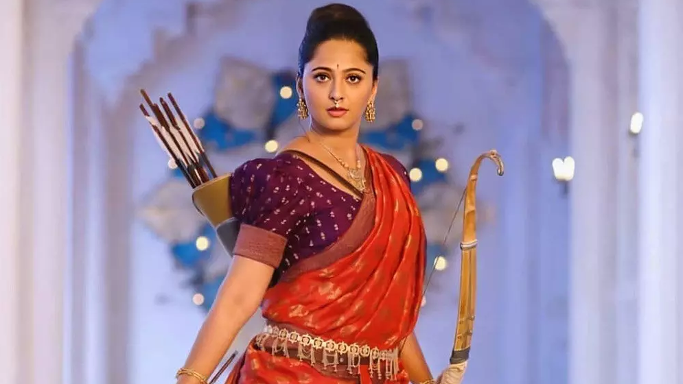 আনুশকার ব্যক্তিগত জীবন নিয়ে আবারও উত্তাল সোশ্যাল মিডিয়া