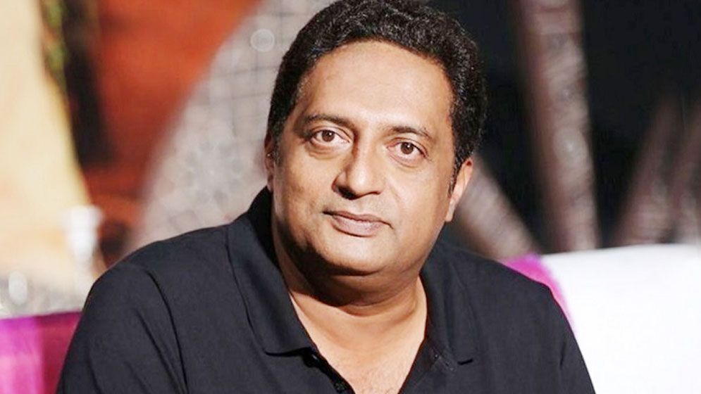 বিজেপিতে যোগ দেওয়া রাঘবকে কটাক্ষ করে যা বললেন প্রকাশ রাজ