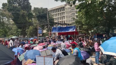 যোগদানের আশায় আগের চাকরি ছেড়েছেন অনেকে