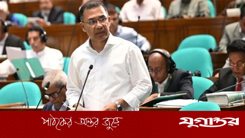 জরুরি সেবায় জ্বালানি তেলের রেশনিং প্রত্যাহার: প্রধানমন্ত্রী