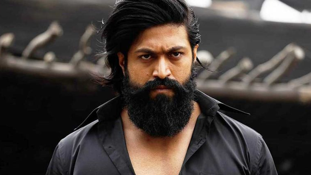 ‘টক্সিক’ সিনেমায় অন্তরঙ্গ দৃশ্য নিয়ে সমালোচনা প্রসঙ্গে যা বললেন যশ