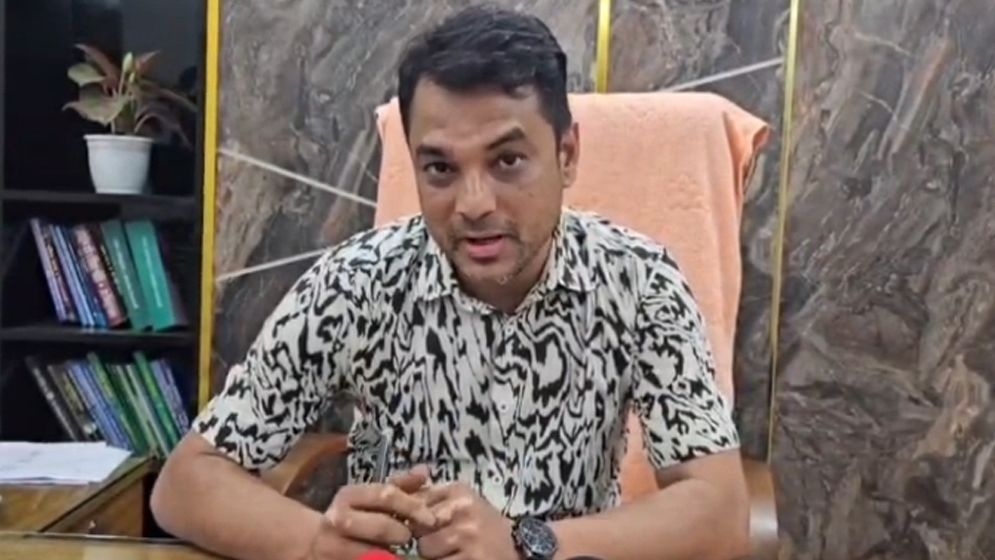 গণঅভ্যুত্থানের পর সমন্বয়ক কোটায় দাপটের সঙ্গে চাকরি করেন সাবরেজিস্ট্রার জাকির
