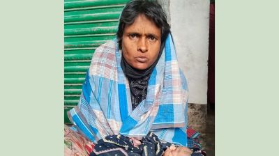 ভবঘুরে নারীর সন্তান দত্তক নিতে ভিড়