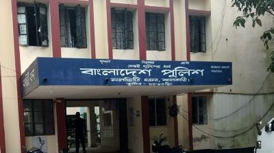 ঝড়ো বাতাসে ঘরের নিচে চাপা পড়ে শিশু নিহত
