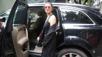 আলিয়ার গ্ল্যামার ও গতির মেলবন্ধন