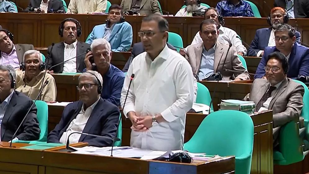 স্নাতক পর্যন্ত নারী শিক্ষা অবৈতনিক করা হবে: প্রধানমন্ত্রী