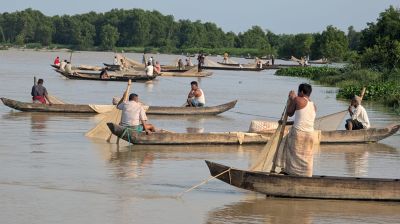 ২০ বছর পর বিরল দৃশ্য হালদায়