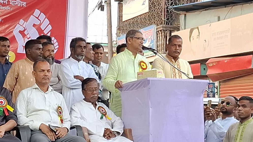 আমরা কোনো দুর্নীতি, টাকা পাচারে যাব না: মুক্তিযুদ্ধমন্ত্রী