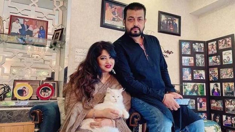 ‘কনট্রাক্ট ম্যারেজ’ নিয়ে মৌসুমী-ওমর সানীর আপত্তি