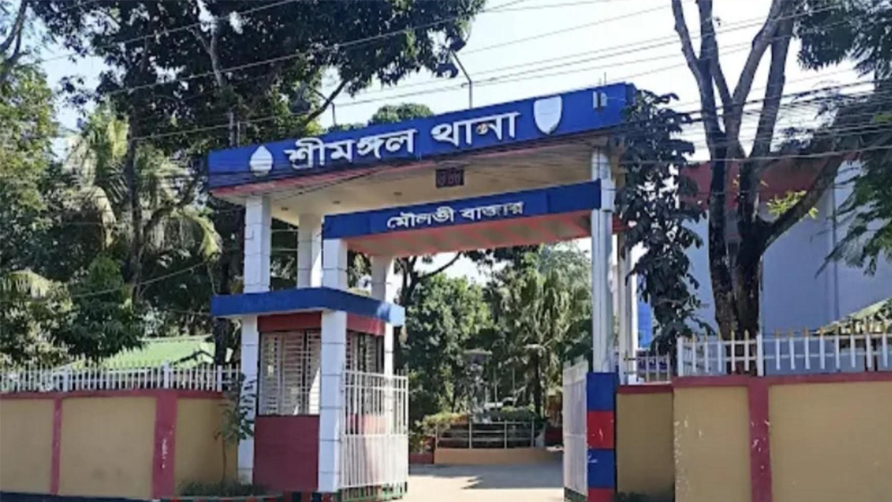 মসজিদে সিজদারত অবস্থায় বৃদ্ধকে হত্যা, গ্রেফতার ১