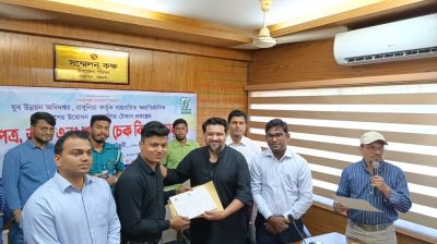 তরুণদের কর্মসংস্থানে কাজ করতে চাই: হুম্মাম কাদের