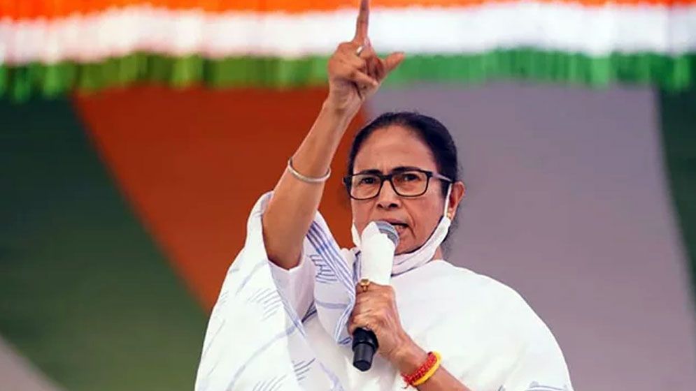 ইস্তফা দেবে না মমতা, পশ্চিমবঙ্গে সংঘর্ষ আতঙ্ক