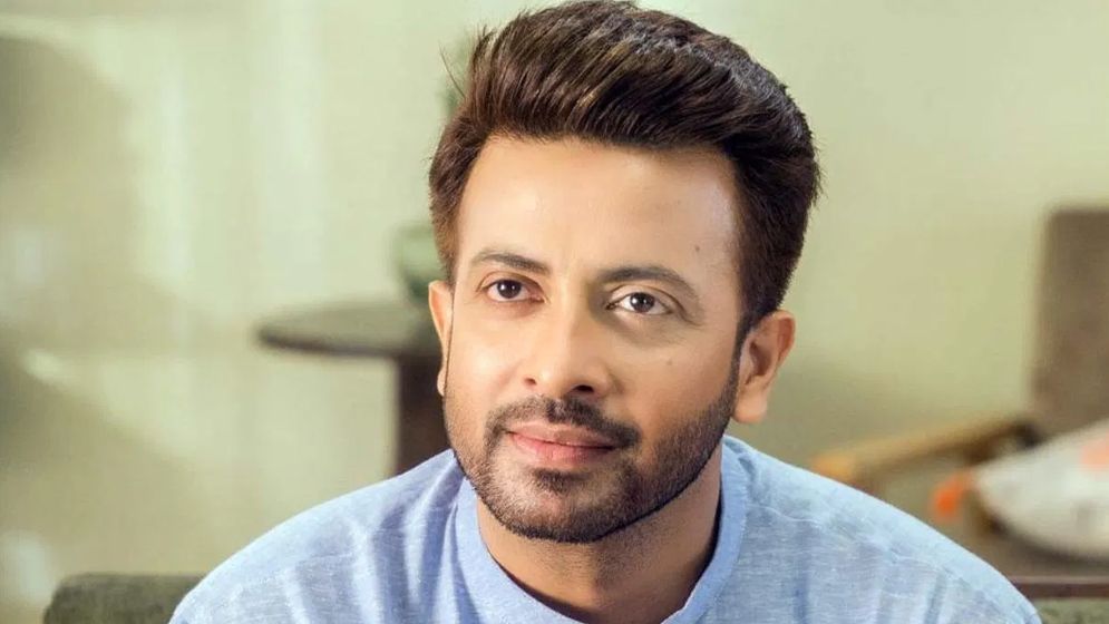 বিপুল ভোটে হারলেন শাকিবের নায়িকা