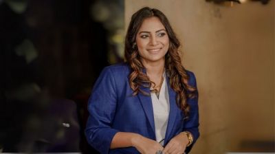 মেয়র পদে প্রার্থী হওয়ার ঘোষণা দিলেন নীলা ইসরাফিল
