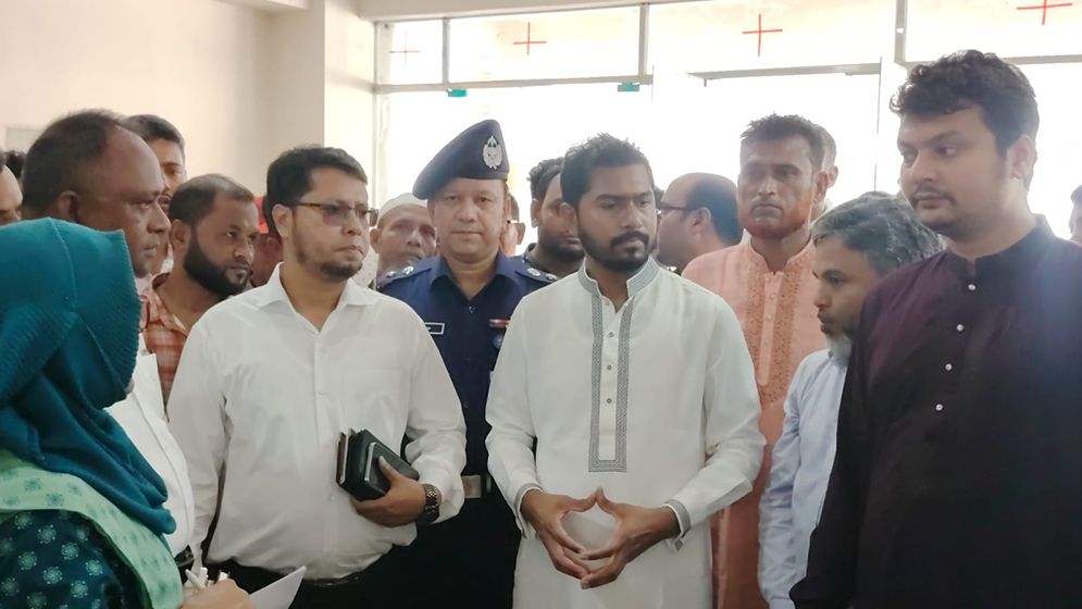 রোগীরা যেন হয়রানি ছাড়াই সঠিক চিকিৎসা পায়: প্রতিমন্ত্রী নুর
