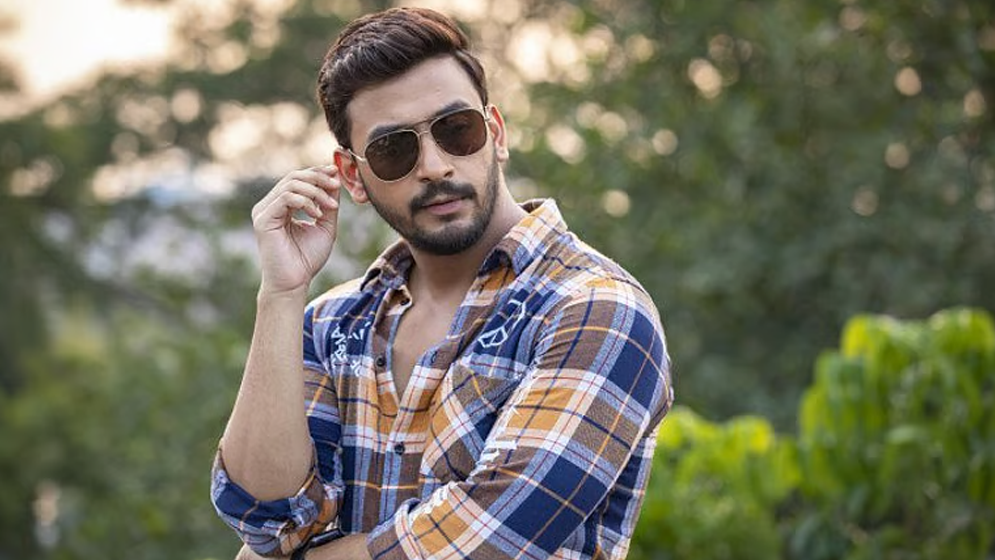 বিজেপি নিয়ে ইঙ্গিতপূর্ণ পোস্ট বনির