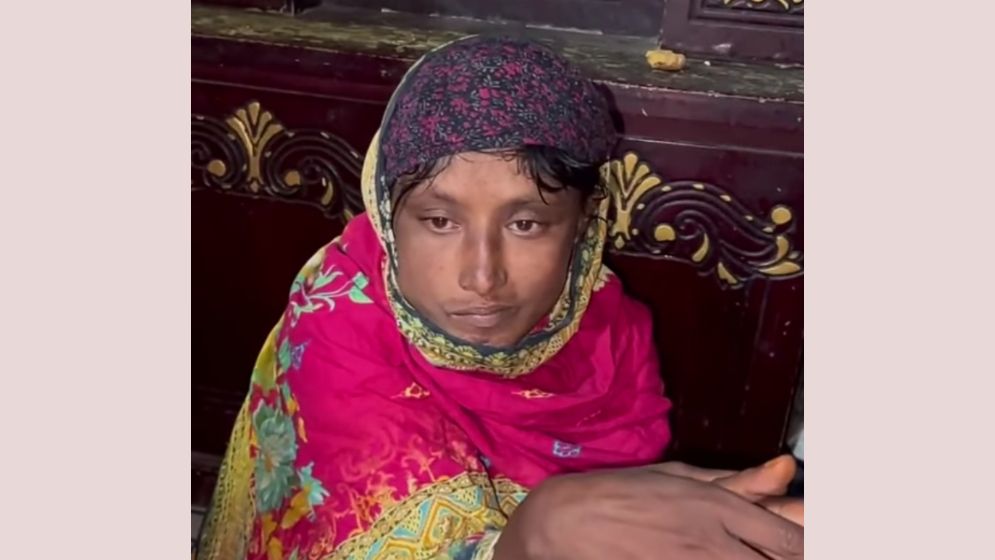 পুত্র সন্তানের মা হলেন মানসিক ভারসাম্যহীন নারী