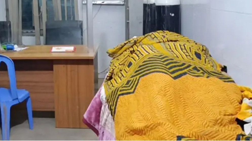 হাসপাতালে গৃহবধূর লাশ ফেলে পালালেন স্বামী-শ্বশুরবাড়ির লোকজন