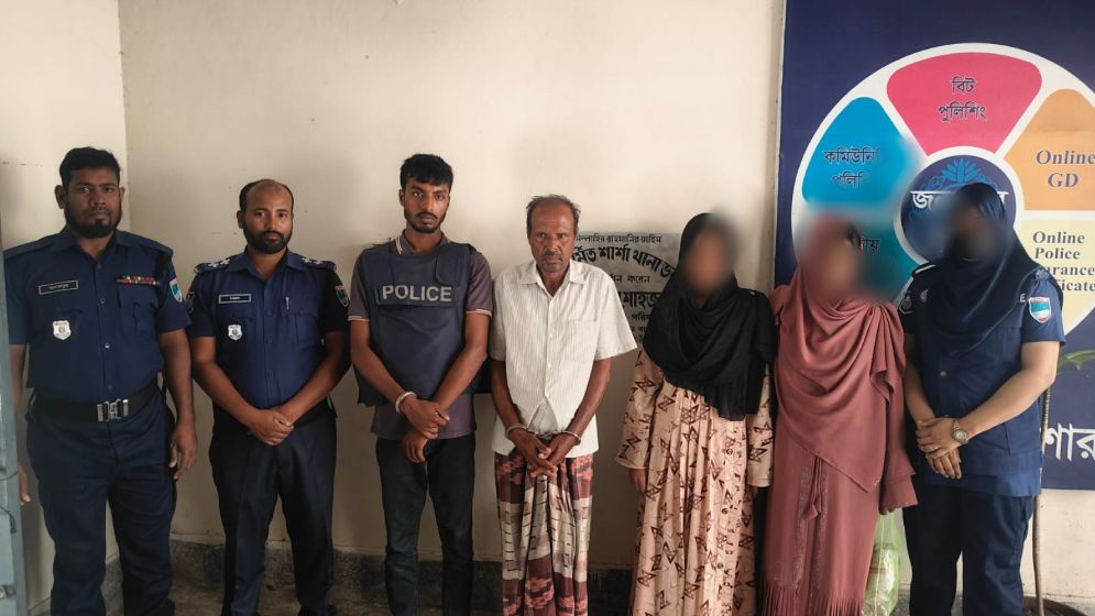 পরকীয়ার কারণে খুন, এক মাস পর মিলল গোয়ালঘরে পুঁতে রাখা লাশ
