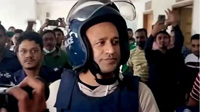 এক মামলায় আপিল বিভাগে ব্যারিস্টার সুমনের জামিন বহাল