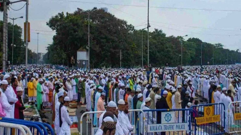 শুভেন্দু অধিকারী কি রাস্তায় নামাজ পড়া বন্ধ করতে বলেছেন?