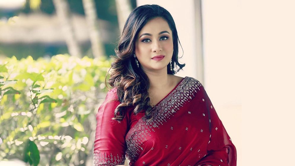 ‘অস্তিত্বের লড়াই’ প্রামাণ্যচিত্র দিয়ে ফিরছেন পূর্ণিমা