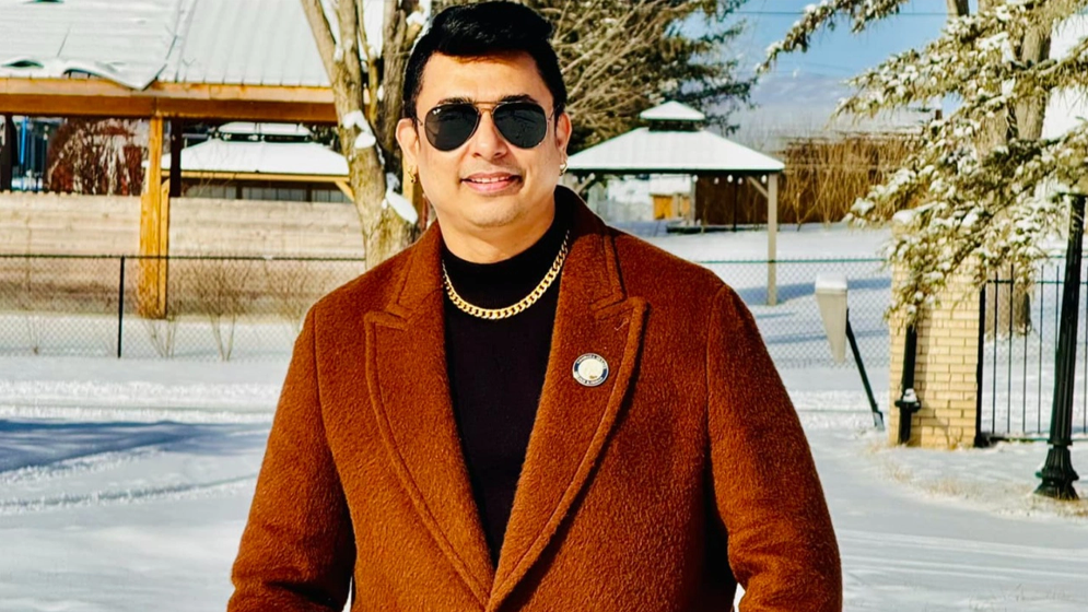 অল্পের জন্য প্রাণে বাঁচলেন জায়েদ খান