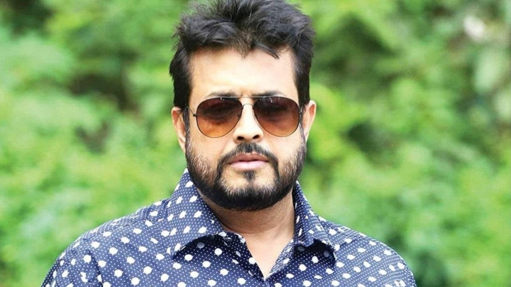 ‘চলচ্চিত্রে কিছু মশা জন্মেছে’, ওমর সানীর ইঙ্গিতপূর্ণ পোস্ট