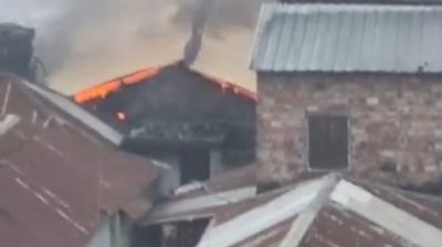 টঙ্গীতে জুতা কারখানায় আগুন