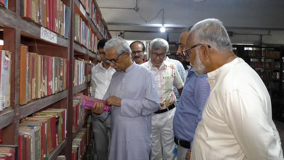ধ্বংসস্তূপের উপর দাঁড়িয়ে জীবনের গান গাইতে চাই: সংস্কৃতিমন্ত্রী