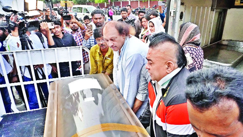 দেশে আনা হলো কারিনার লাশ, আজ দাফন