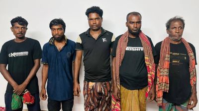 সুন্দরবনে দস্যু সুমন বাহিনীর আত্মসমর্পণ