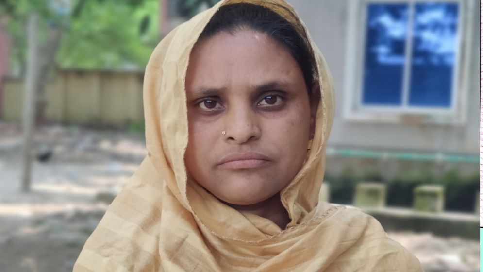 মায়ের জন্মের ১০ মাস আগে মেয়ের জন্ম!