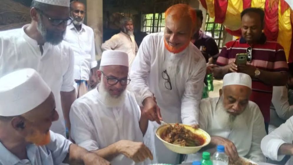 জামায়াত এমপিকে বেড়ে খাওয়ালেন শিবিরকর্মী হত্যা মামলার আসামি আ.লীগ নেতা
