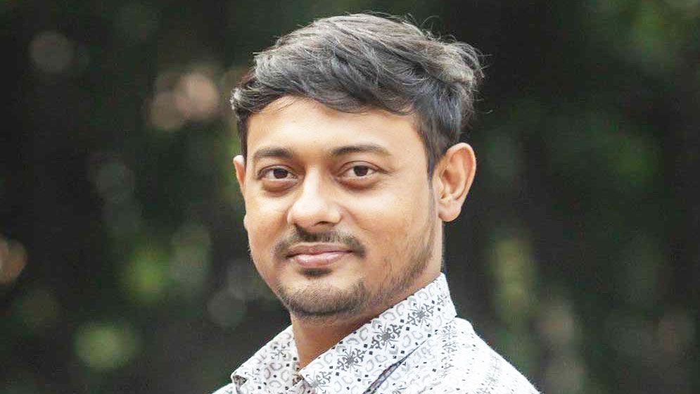 নাসীরুদ্দীন পাটওয়ারীর ওপর হামলা