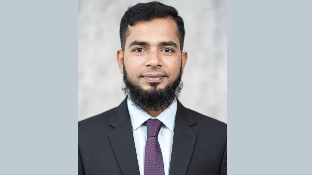 গোপালগঞ্জের শ্রেষ্ঠ সহকারী শিক্ষক রাসেল কাজী
