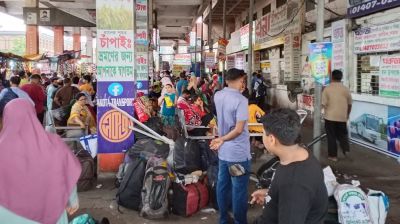 ঈদের লম্বা ছুটিতে মহাখালী বাসটার্মিনালে ঘরমুখো মানুষের ঢল