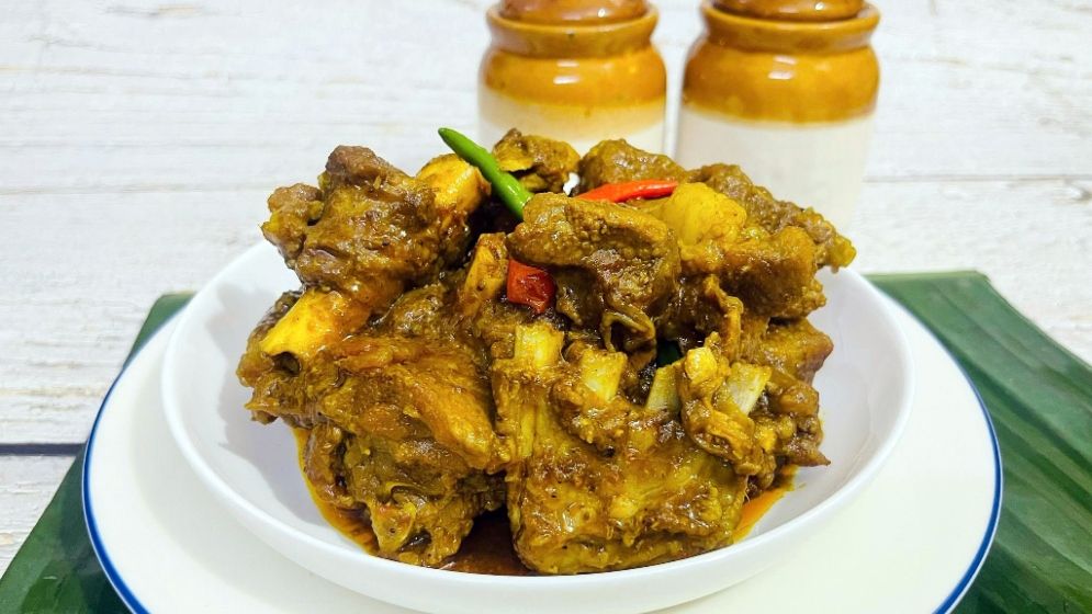 যেভাবে কুরবানির ঈদে মজাদার জাফরানি মাটন রান্না করবেন
