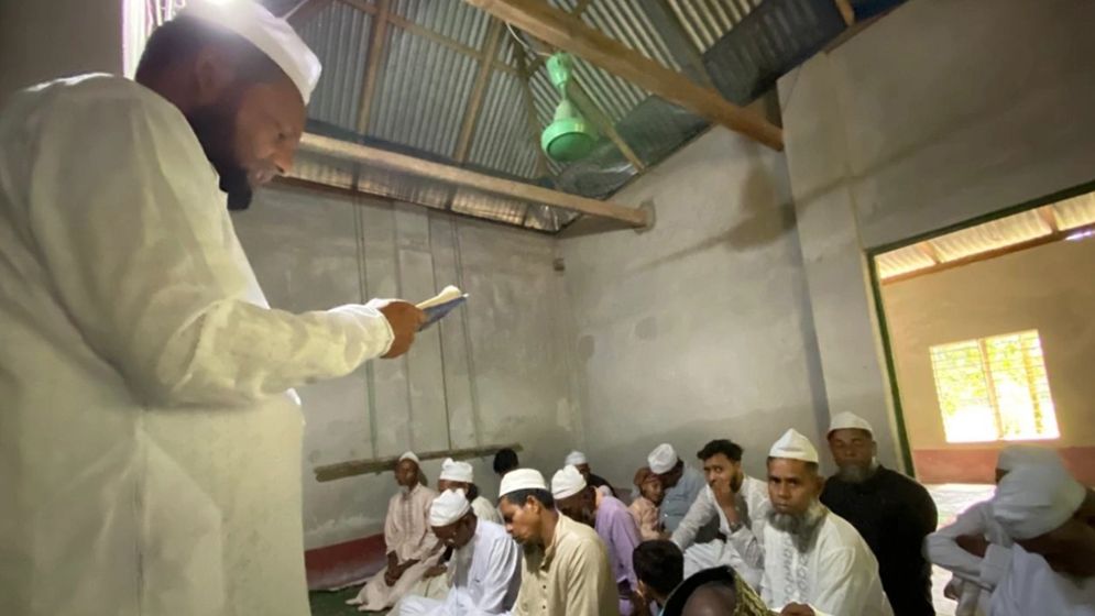 সদরপুরে ঈদ জামাত অনুষ্ঠিত