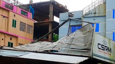 শিবচরে বিভিন্ন এলাকায় ঘূর্ণিঝড়ের তাণ্ডব, ব্যাপক ক্ষয়ক্ষতি