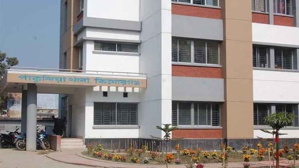 নির্জন রাস্তায় যুবককে কুপিয়ে হত্যা