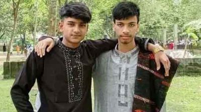 নদীতে গোসলে নেমে দুই বন্ধুর মৃত্যু
