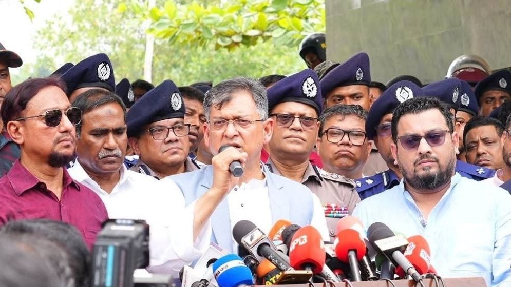 সন্ত্রাসীরা এই দুঃসাহস কীভাবে পেল, খতিয়ে দেখা হচ্ছে